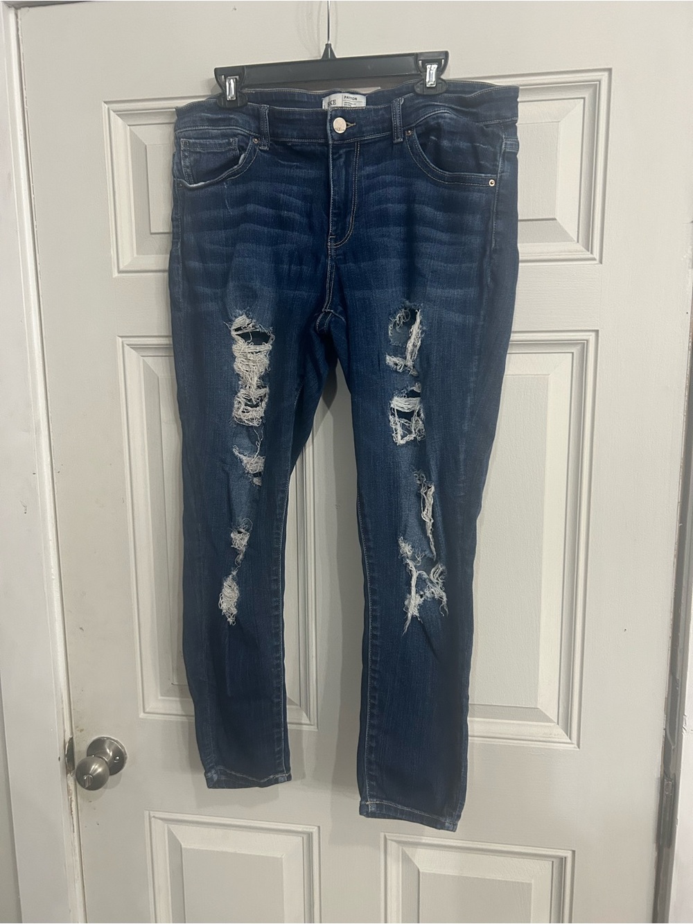 BKE Dark Blue Distressed Skinny Jeans Waist 34 Inseam 28